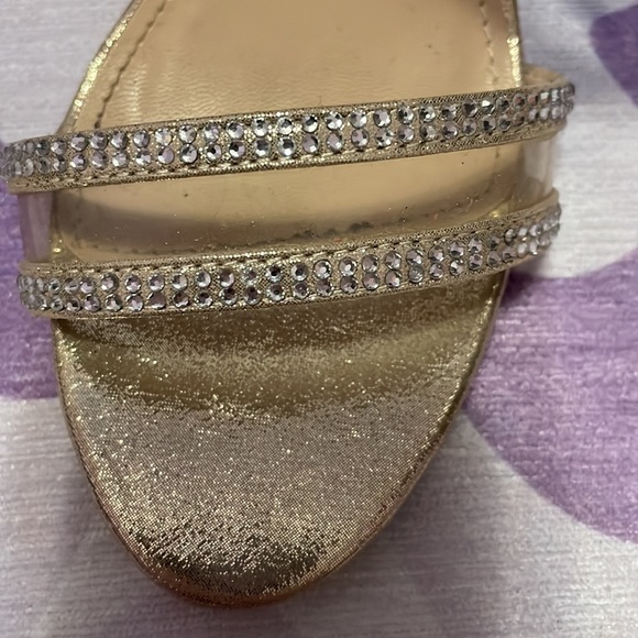 Steve Madden Fiffi Gold Sparkle Stappy Heeled Sandal - Picture 6 of 7